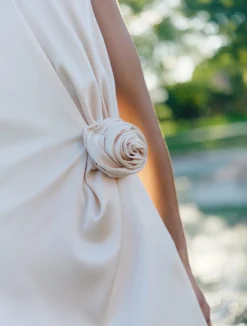 Abito smanicato in satin - CIPRIA