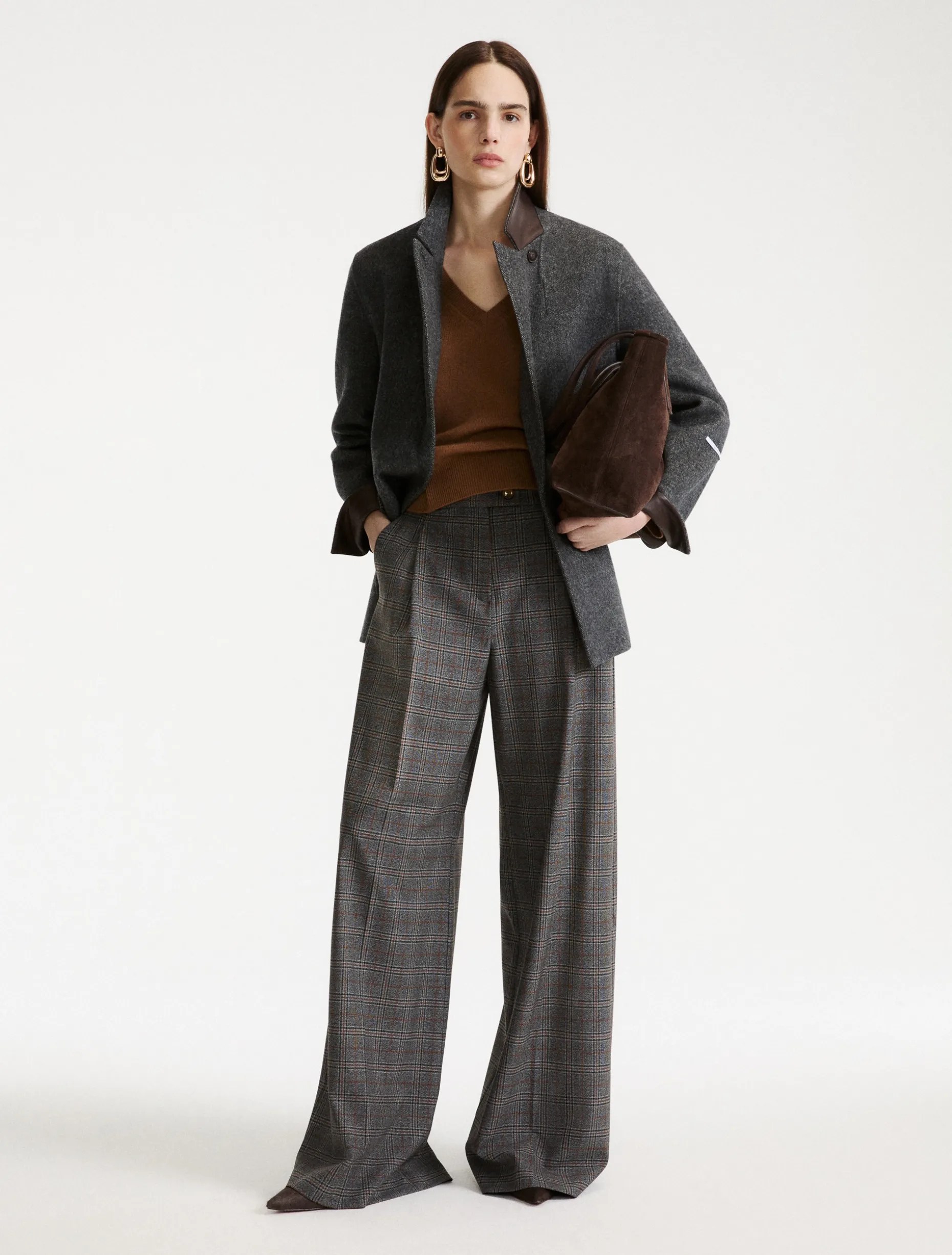 Maglia con collo a V in cashmere e lana - CAMMELLO