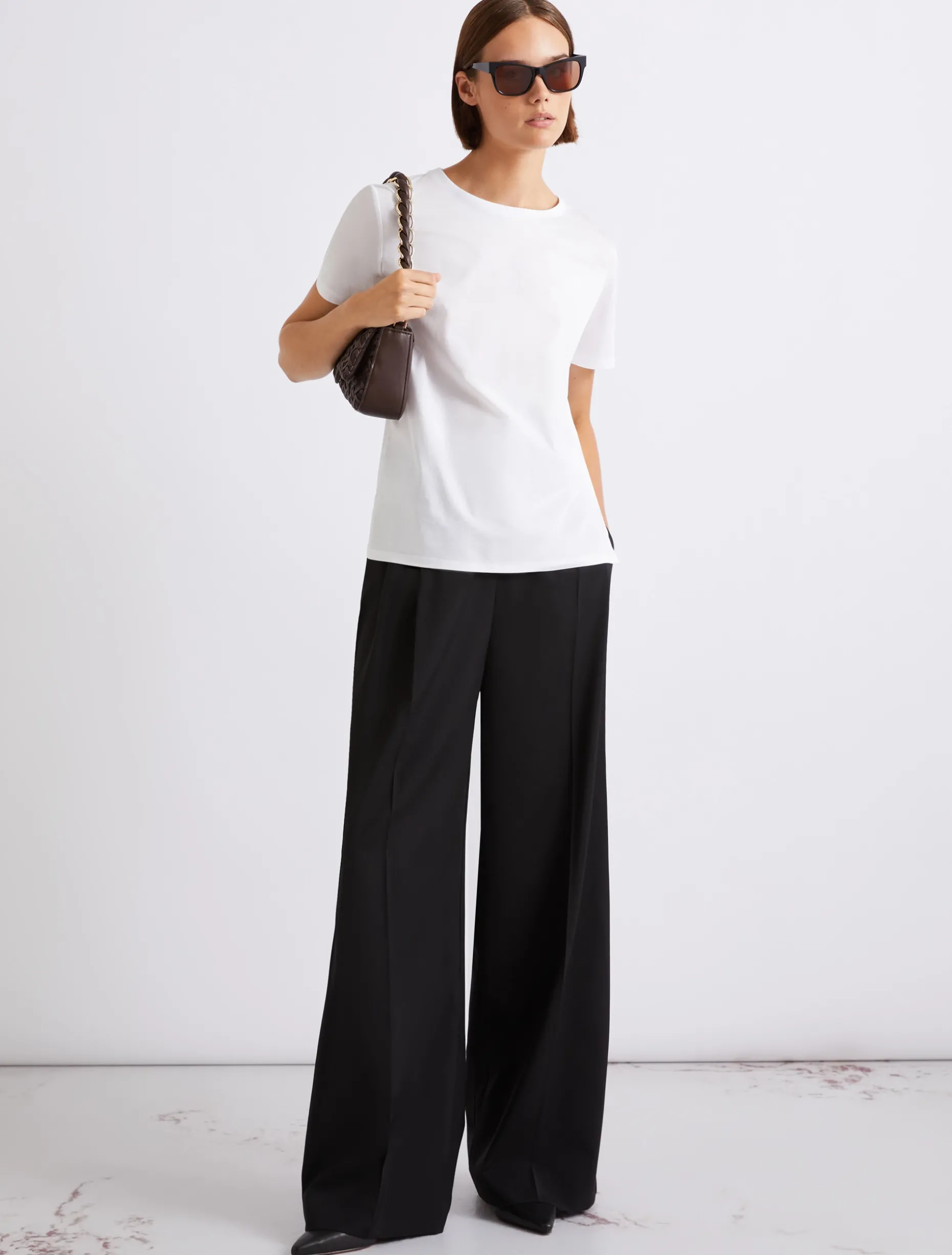 Pantalone con pince in pura lana - NERO