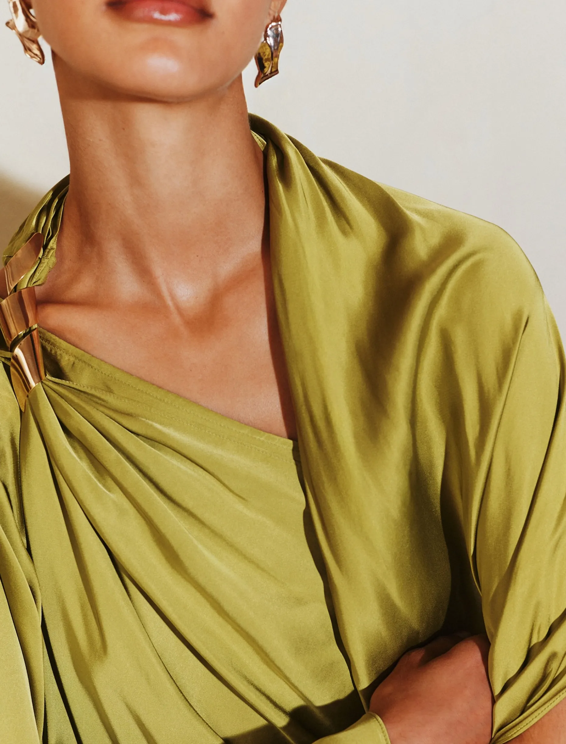Top monospalla in satin - ORIGANO
